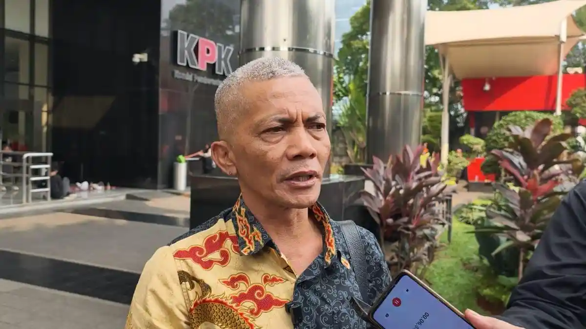 Iskandar-Sitorus-usai-pemeriksaan-sebagai-saksi-di-Gedung-KPK