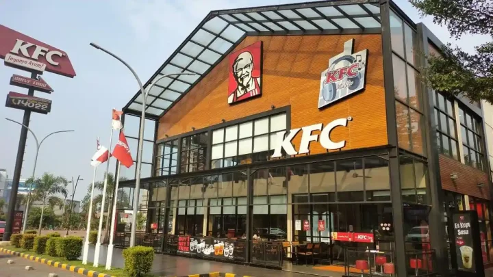 PT Fast Food Indonesia Tbk Sukses Catat Kinerja Solid pada Semester I 2026