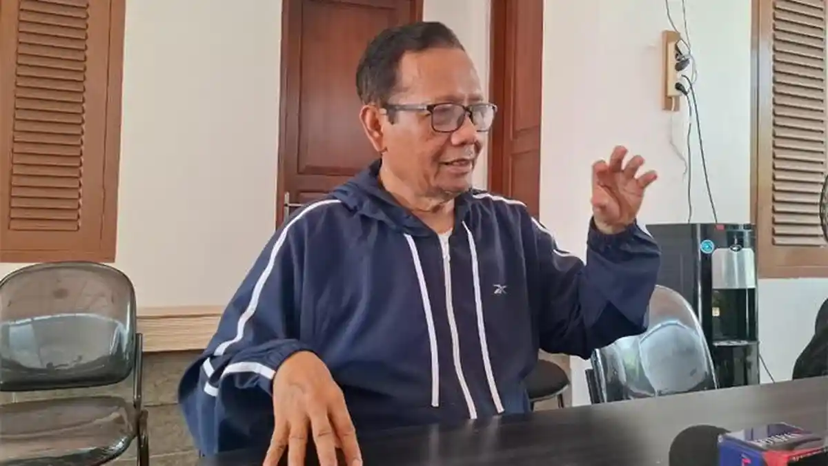 Mahfud-MD-Bicara-soal-Kasus-Saiful-Mujani_1