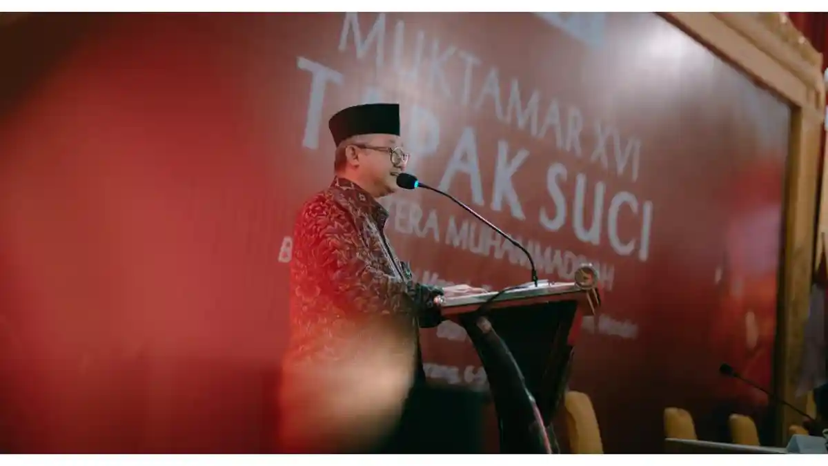 Mendikdasmen-Abdul-Muti-dalam-acara-Muktamar-XVI-Tapak-Suci