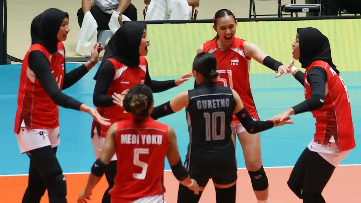 Pemain-Timnas-Voli-Putri-Indonesia-melakukan-perayaan-setelah-mencetak-poin-saat-1