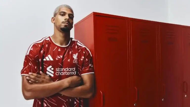Pemain-pinjaman-Barcelona-Ronald-Araujo-saat-diperkenalkan