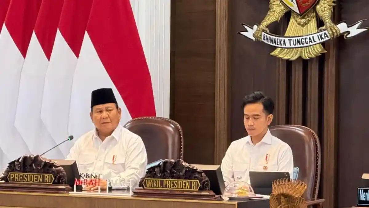 Prabowo-dan-gibran-di-sidang