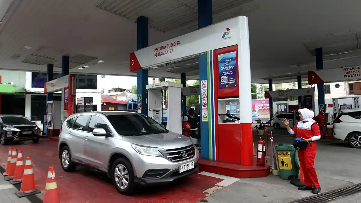 Suasana-SPBU-Pertamina-di-Medan-Pasca-Kenaikan-Harga-Pertamax_20260610_220140