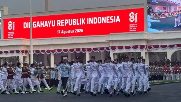 Berhasil Kibarkan Bendera Merah Putih di Istana Merdeka, Berapa Gaji Paskibraka Nasional 2026?