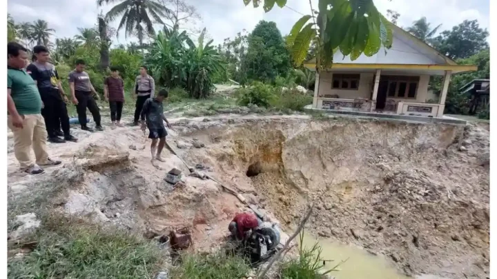Anggota DPR Desak TNI-Polri Bongkar Siapa pun Oknum Aparat yang Jadi Beking Tambang Ilegal