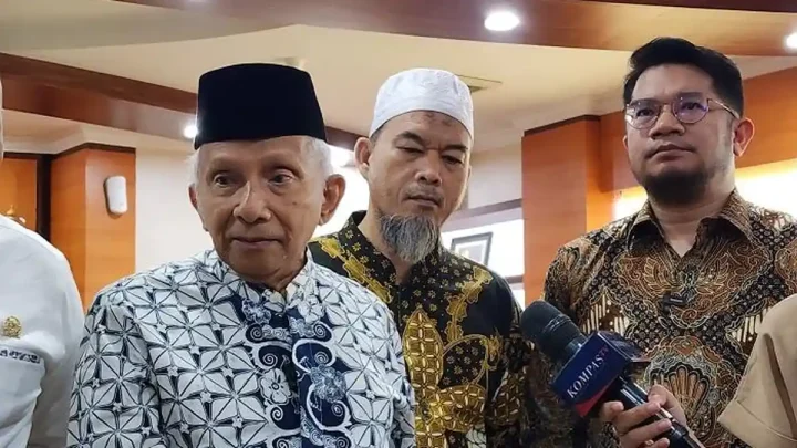 Jelang HUT ke-81 RI, Amien Rais Sebut Sudah Merdeka tapi Belum Berdaulat, Singgung Mafia Oligarki