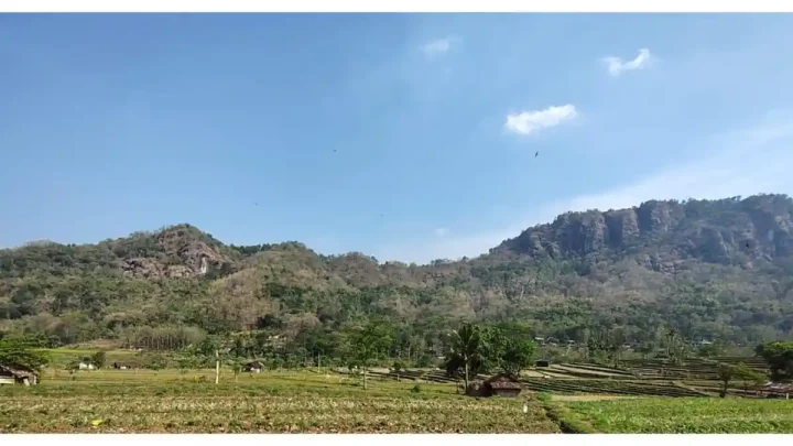 Prakiraan Cuaca Kepulauan Bangka Belitung Senin, 17 Agustus 2026 Besok: Kabupaten Belitung Cerah