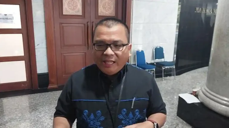 denny-indrayana-di-mk-nihhhhh