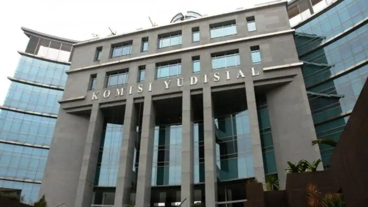 gedung-komisi-yudisial_