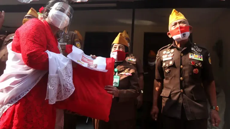 memperingati-hari-veteran-nasional_20200811_124544