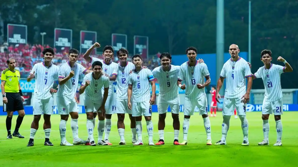 pemain-Timnas-Thailand-merayakan-gol-saat-melawan-Singapura-di-Piala-AFF-2026-1