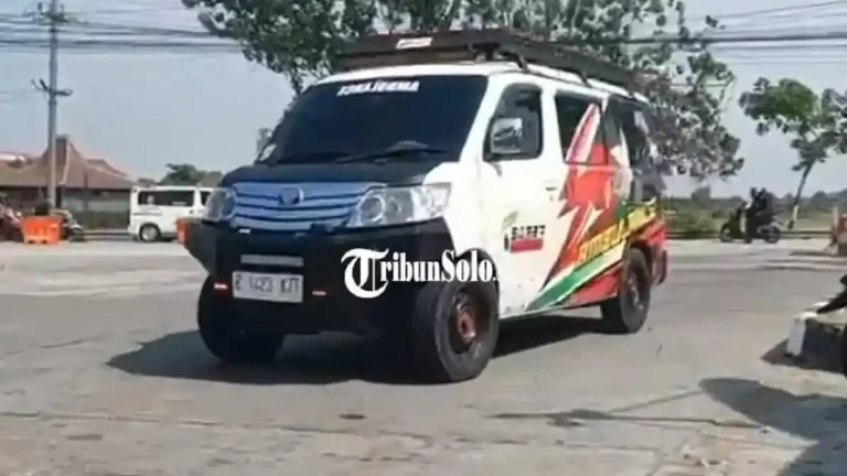 AMBULANS-Tangkapan-layar