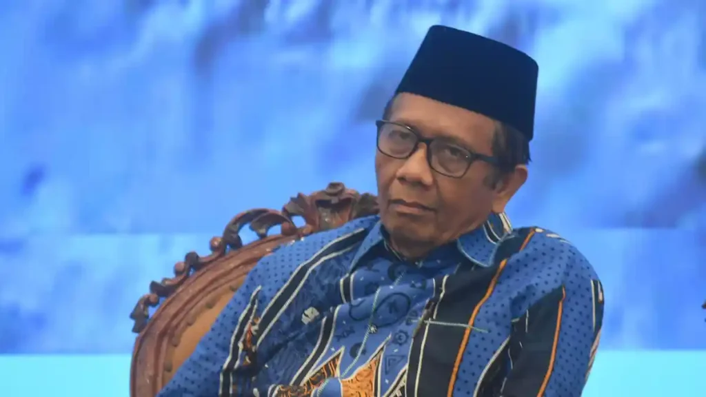 Mahfud-MD-Hadiri-Majelis-Halaqah-Nasional-di-Ponpes-Tebuireng_20260827_173551-1