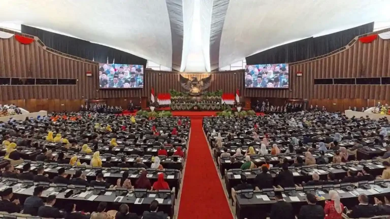Sidang-Paripurna-MPR-RI-Melantik-Presiden-Prabowo-Subianto_20241020_162825